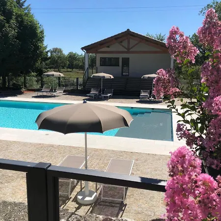 Domaine De Monplaisir Bed and Breakfast 3*