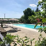 Domaine De Monplaisir Bed & Breakfast 3*