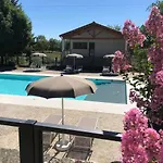 Domaine De Monplaisir Bed & Breakfast 3*