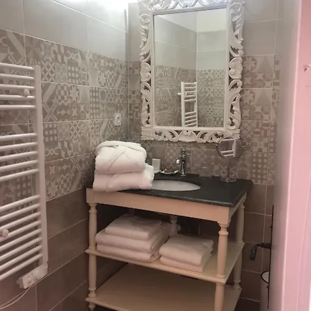 Domaine De Monplaisir Отель типа 