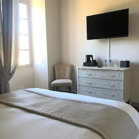 Domaine De Monplaisir 3*