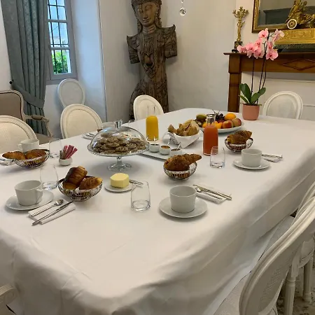 Bed & Breakfast Domaine De Monplaisir 3*