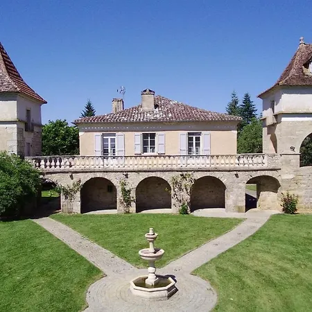 Domaine De Monplaisir Bed & Breakfast *